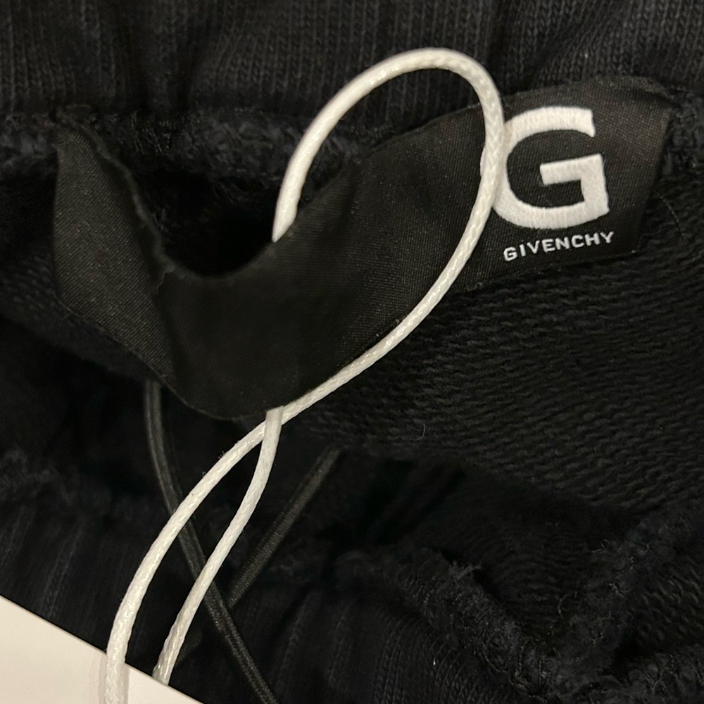 🚩steal authentic Givenchy Black Drawstring Shorts - Picture 2 of 4